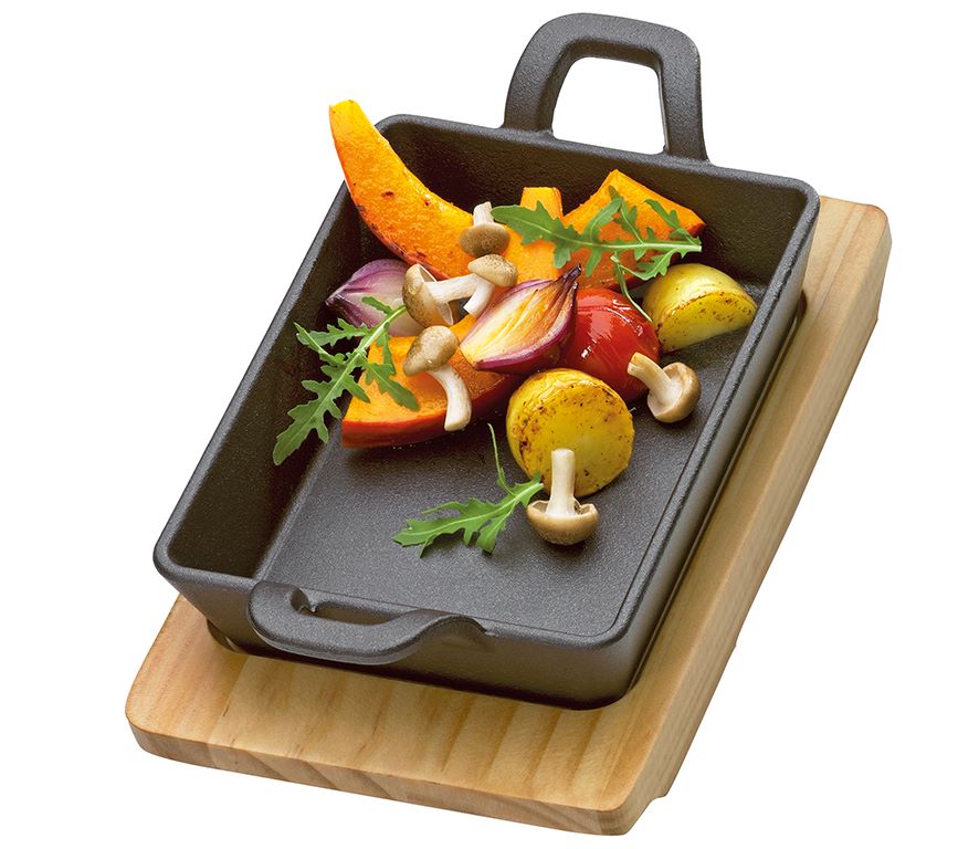 0305051015 BBQ Mini grilovacíservírovací pánev s prkénkem hranatá 20,5x12,5x6cm litina dřevo Kuchenprofi (2) vhodné do gastro provozů